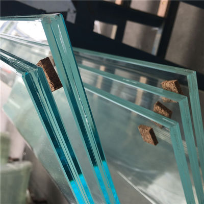 Nhìn rõ / Màu PVB thủy tinh nhựa laminated bức tường rèm laminated kính an toàn cứng 3600mm * 18000mm Đối với tòa nhà / căn hộ
